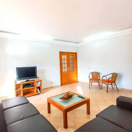 Isa - Heated Pool - Free Wi-fi - Air Con Vila Guia (Faro)
