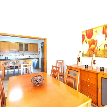 Isa - Heated Pool - Free Wi-fi - Air Con Villa