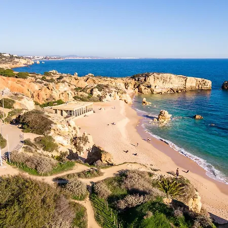 Villa Isa - Heated Pool - Free Wi-fi - Air Con Guia (Faro)